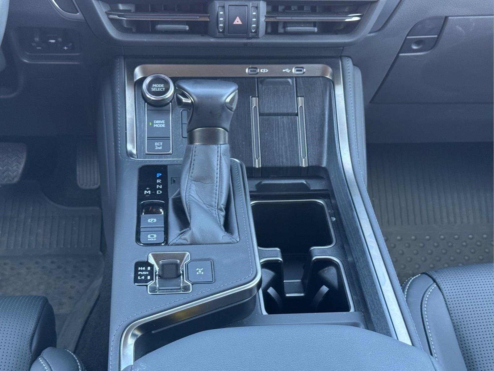 Used 2025 Incognito Lexus GX 550 Luxury+ image 24