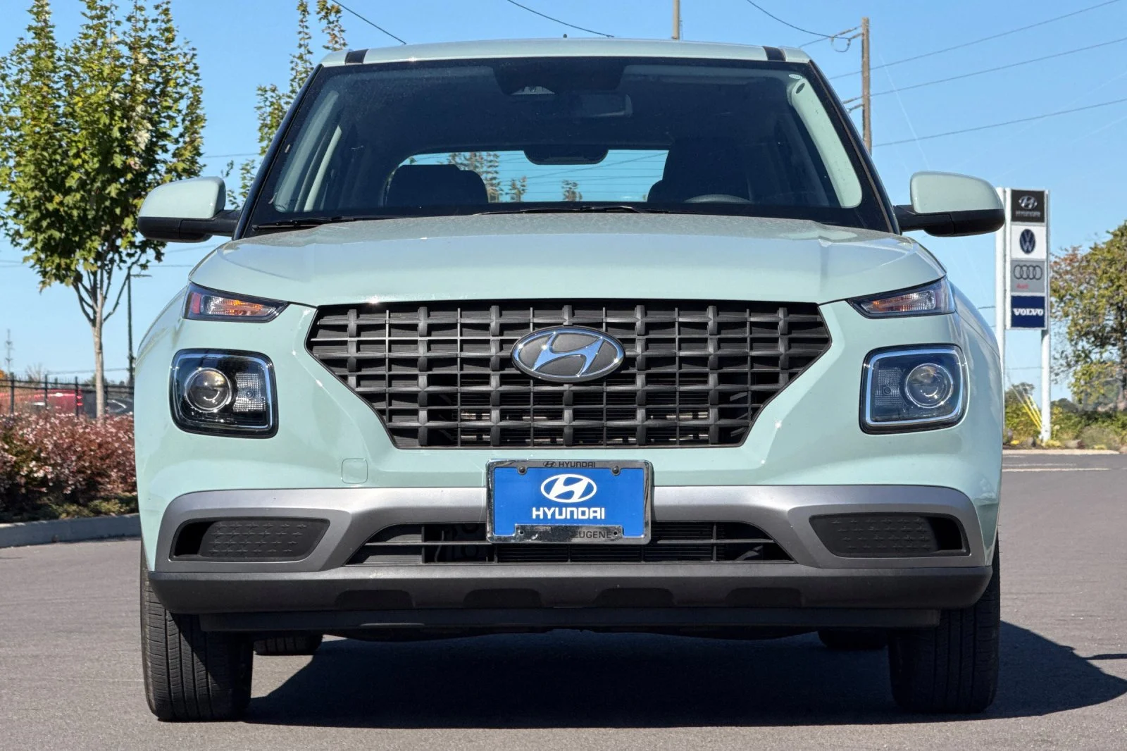Used 2026 Green Hyundai SE image 8