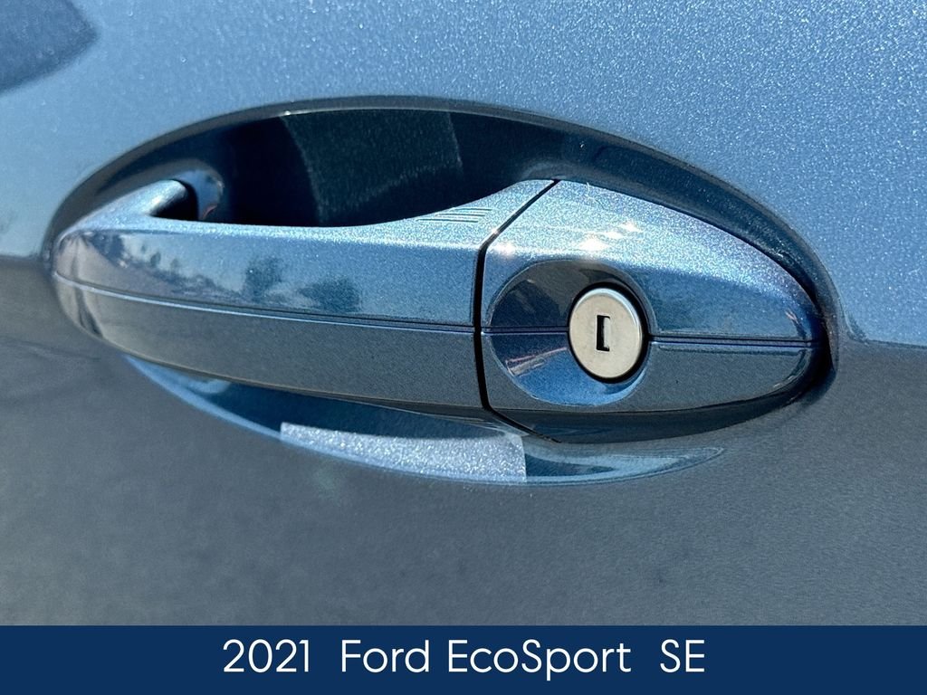 Used 2021 Blue Ford SE image 14