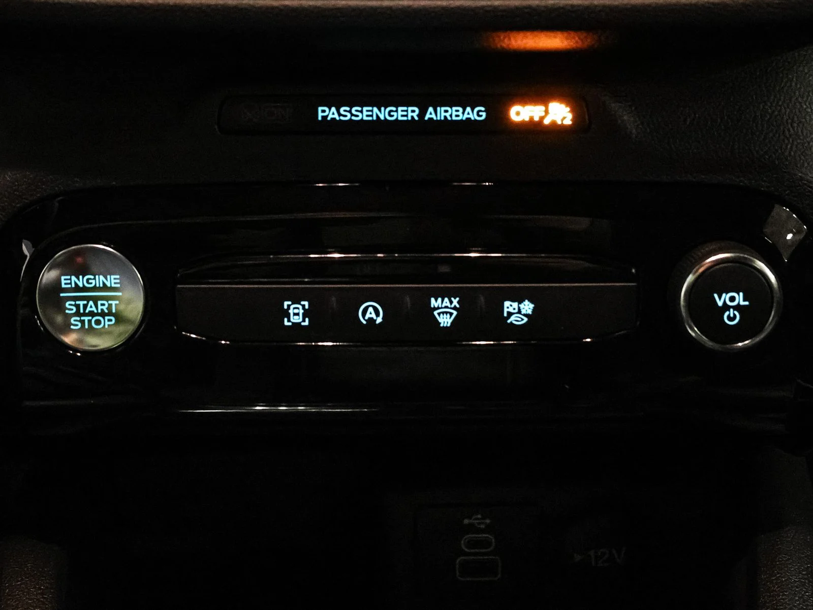 2026 Ford Escape ST-Line - Photo 28