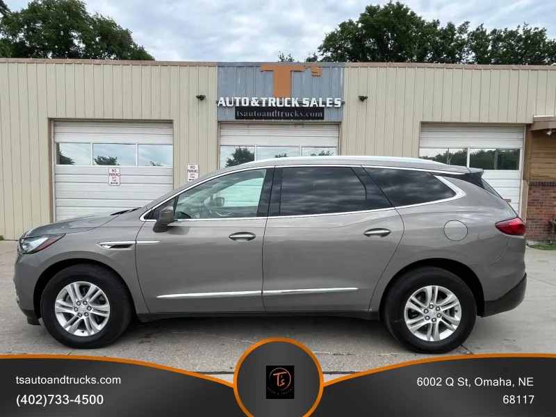 2019 Buick Enclave Essence AWD's photo