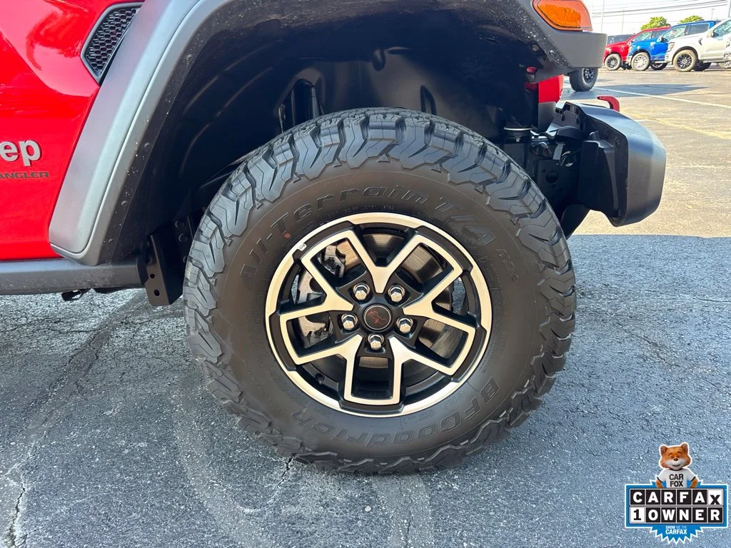 Used 2026 Red Jeep Rubicon image 12