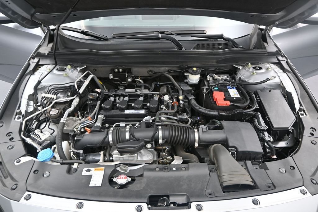 Used 2020  Honda Sport image 12