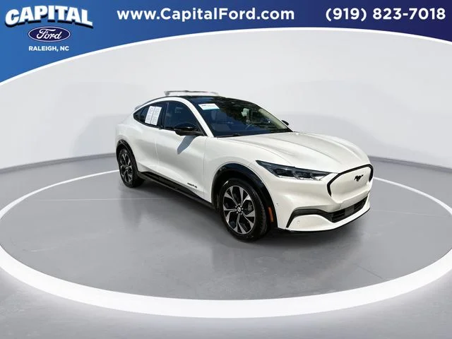 Used 2023 White Ford Premium image 2
