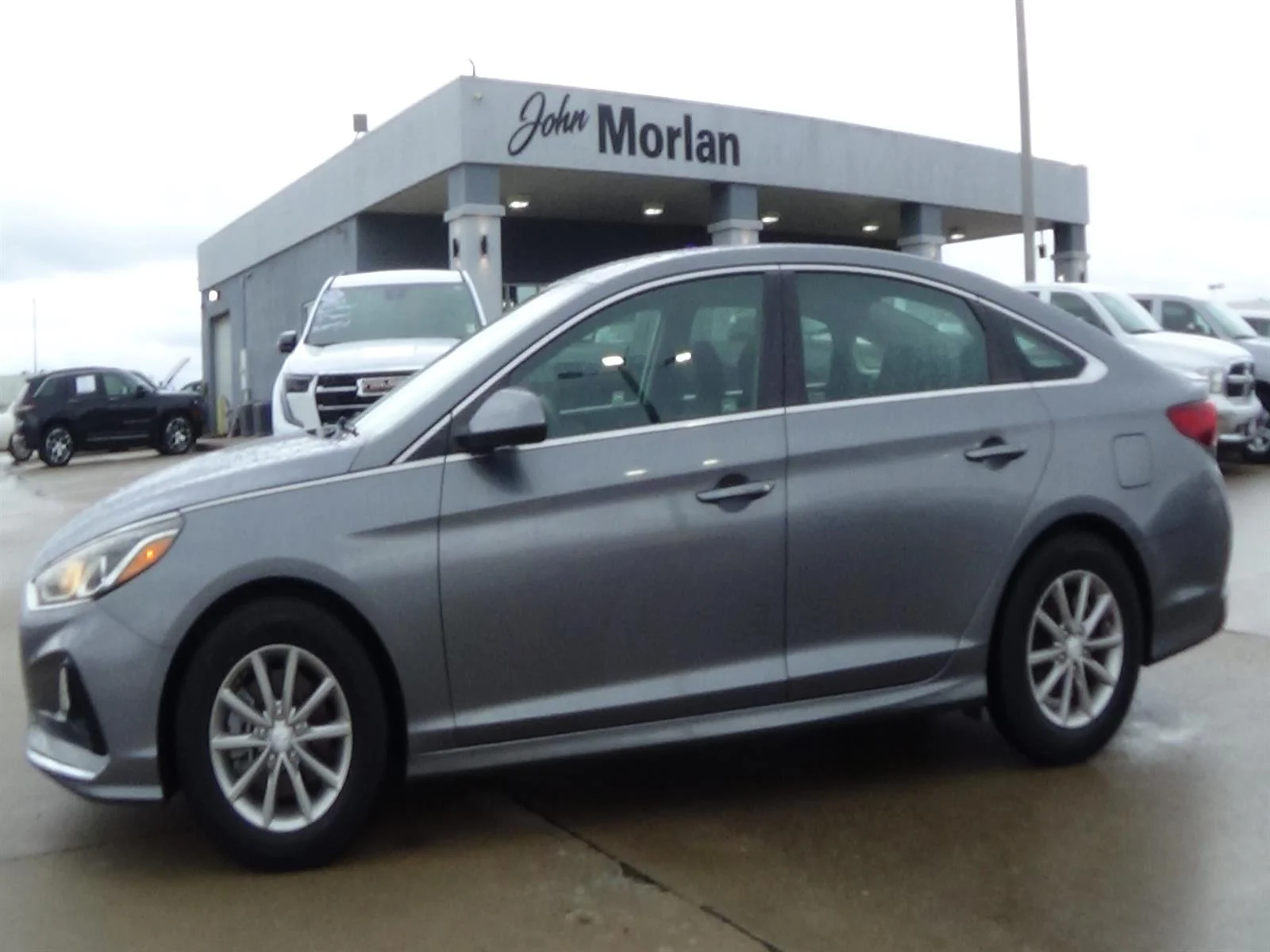 Used 2018 Machine Gray (2c) Hyundai Eco image 1