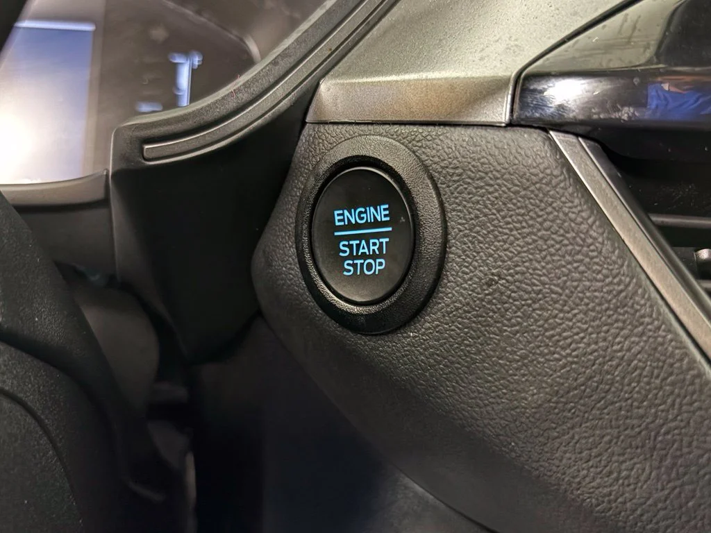 Used 2024 Gray Ford Active image 28
