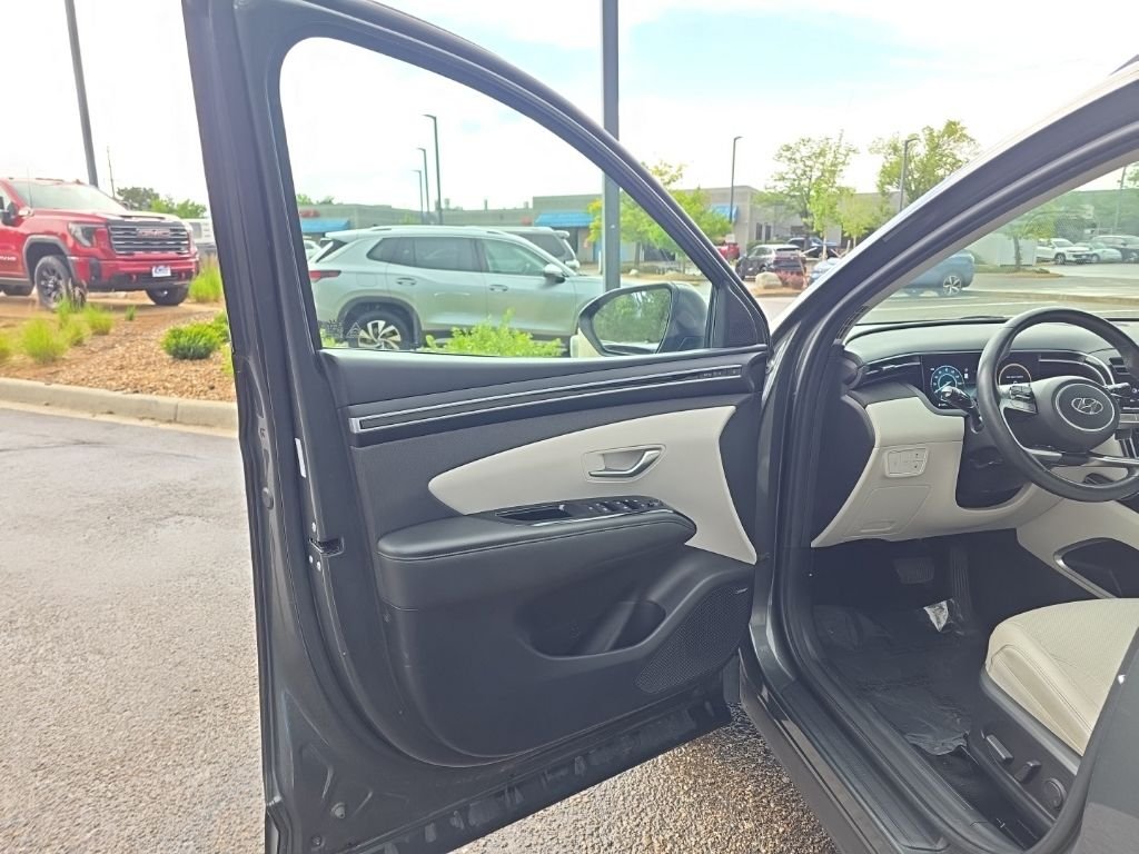Used 2022 Gray Hyundai Limited image 9