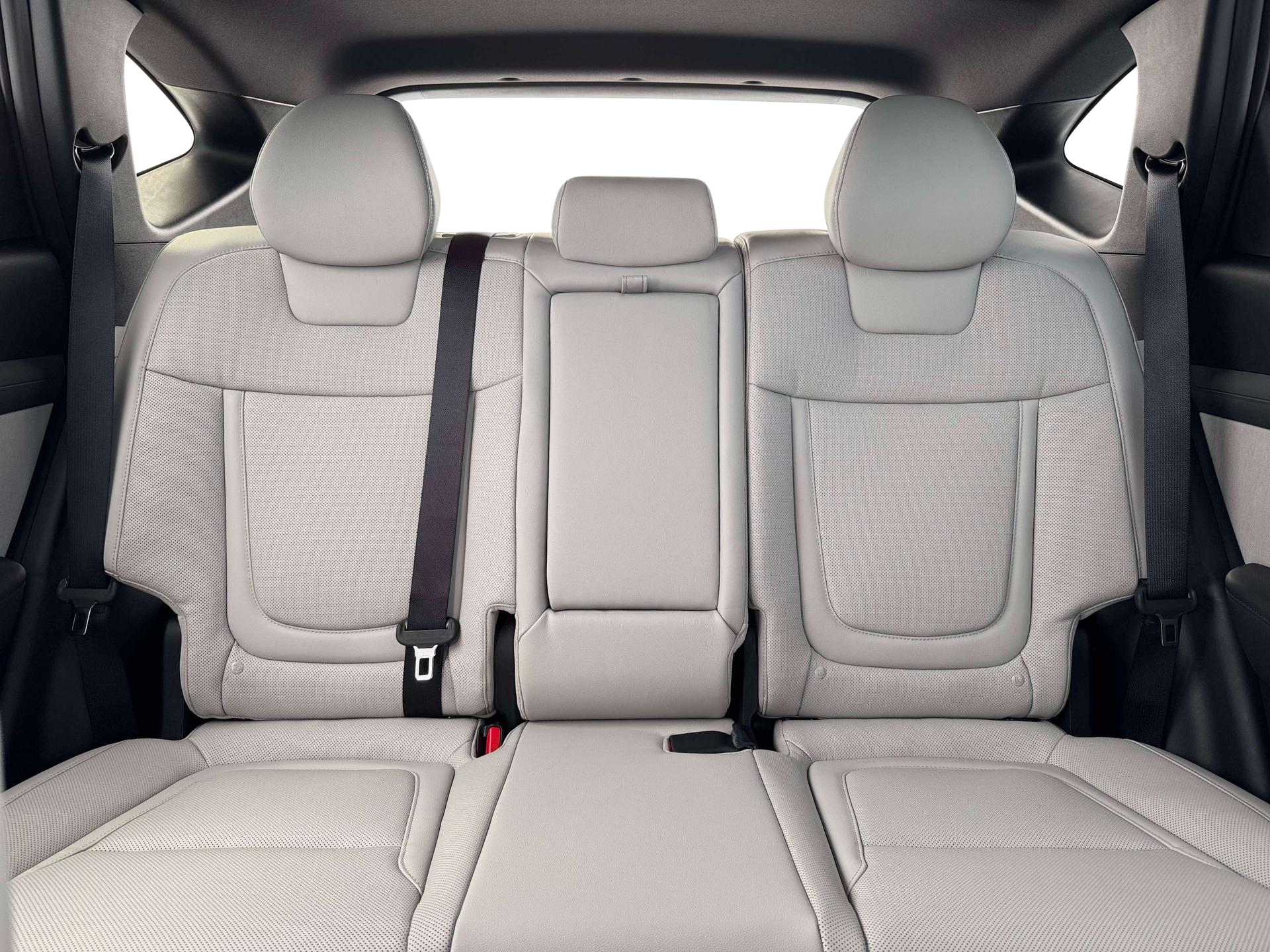 New 2026 Amazon Gray Hyundai Limited image 16