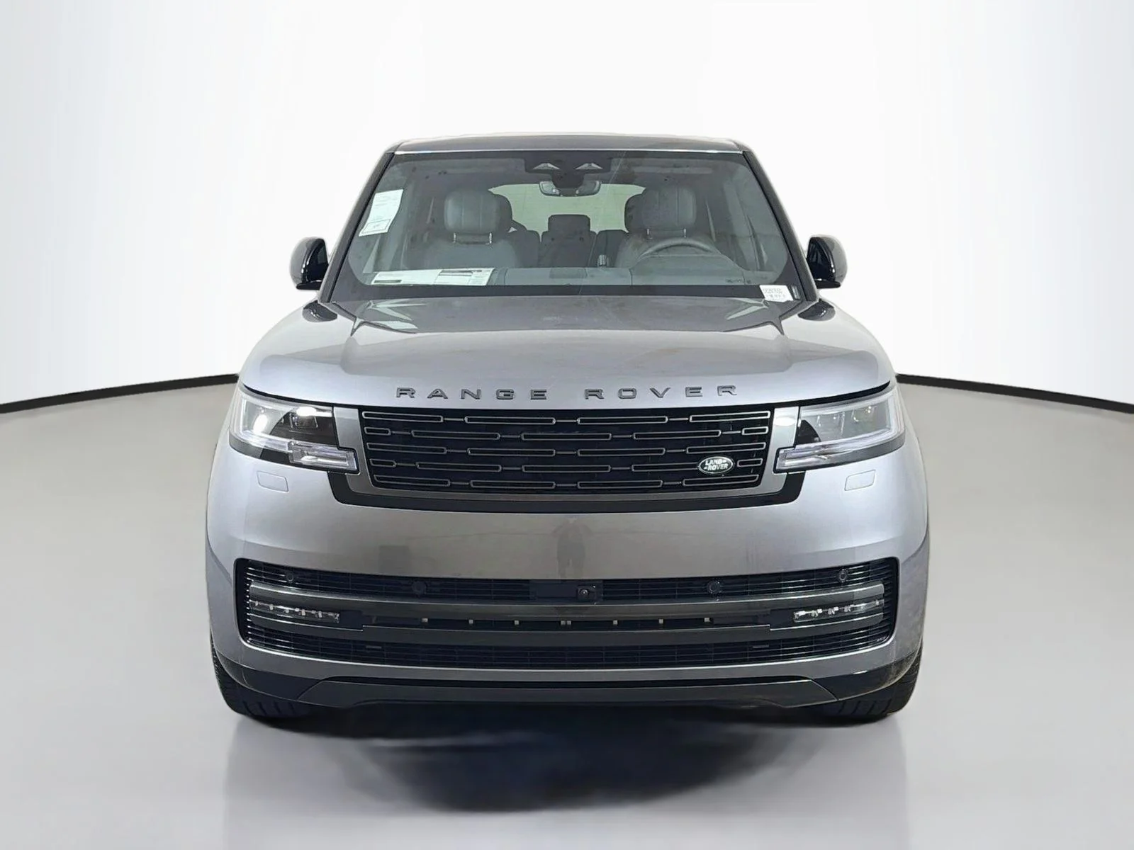 New 2026 Eiger Gray Meta Land Rover SE image 8