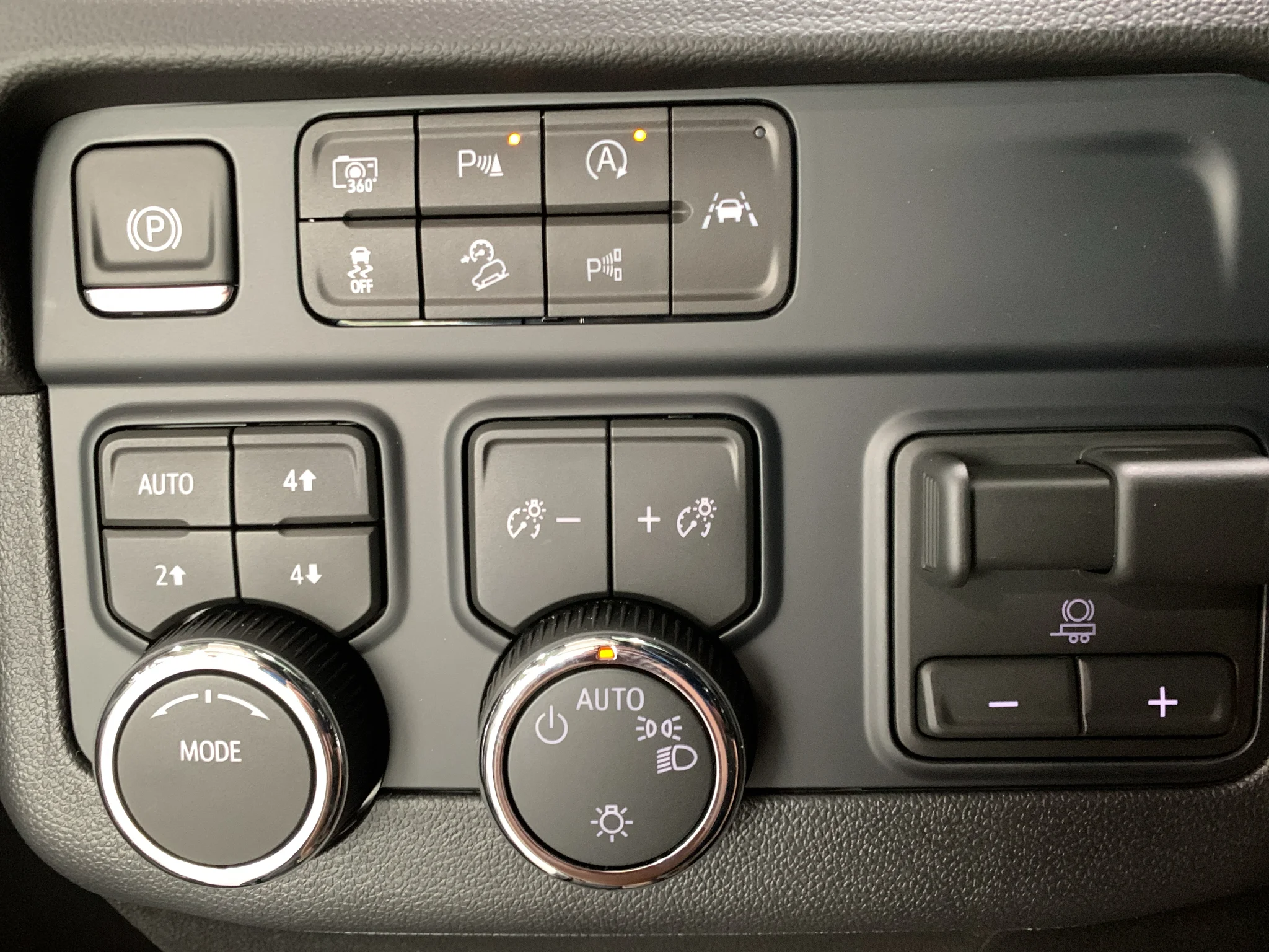 2027 Chevrolet Tahoe LS - Photo 31