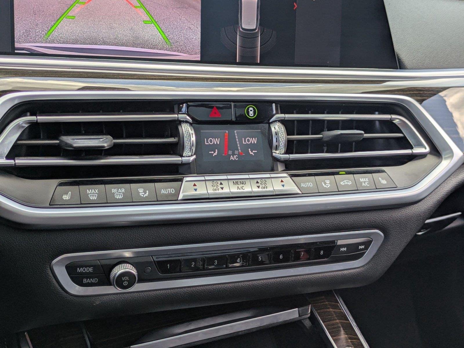 Used 2019 Mineral White Metallic BMW xDrive40i image 23