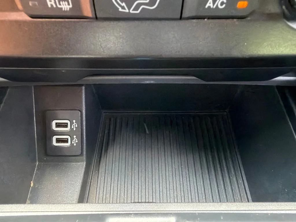 Used 2018 Gray Ford XL image 36