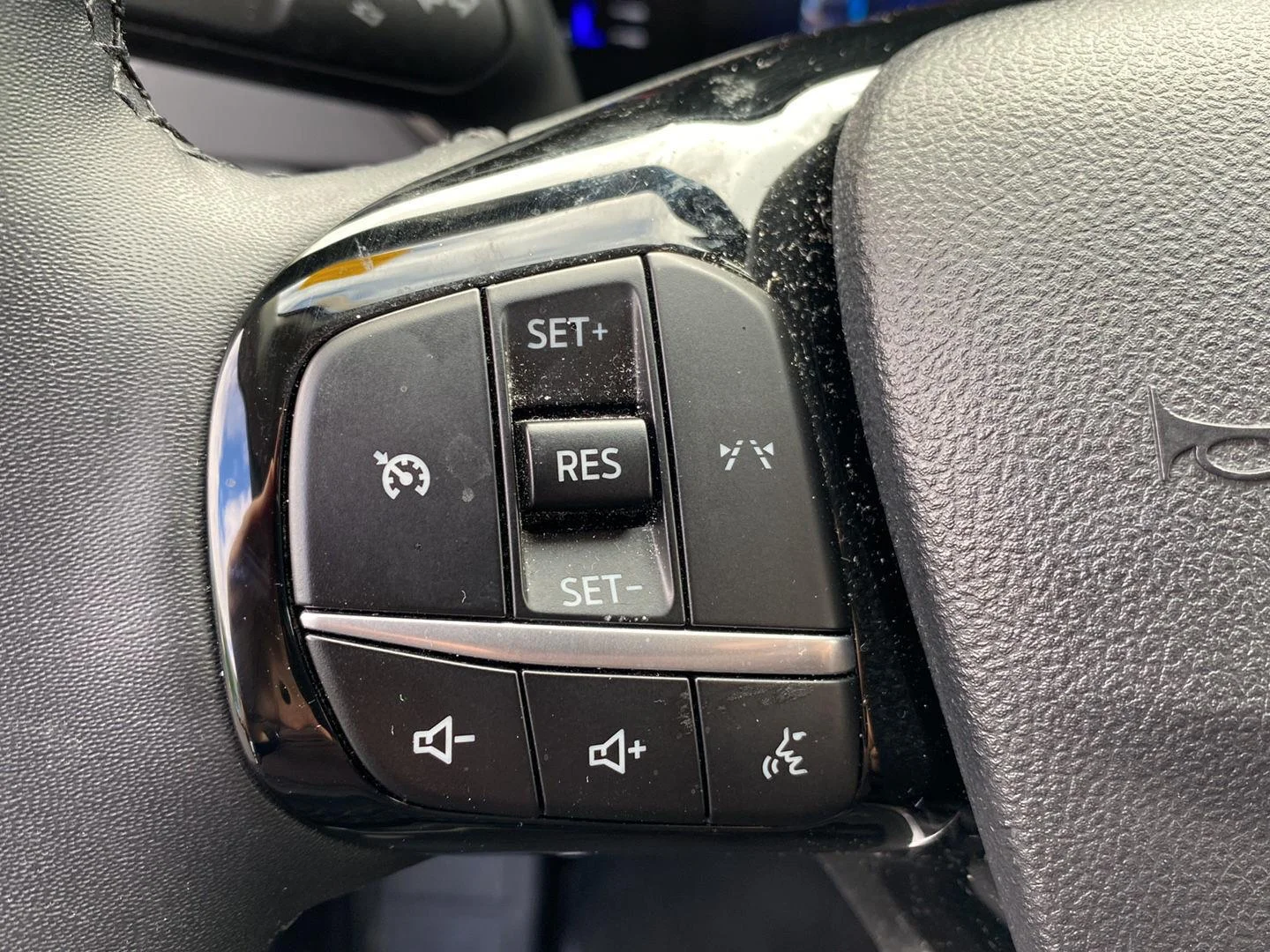 Used 2023 Carbonized Gray Ford Active image 18