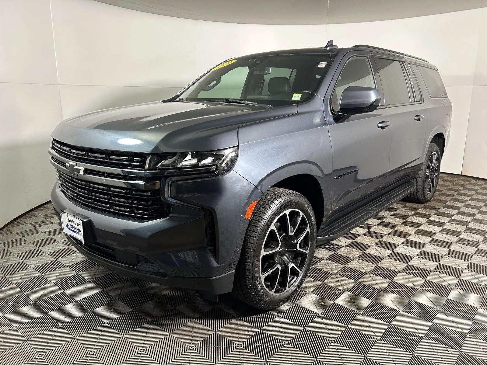Used 2021 Shadow Gray Metallic Chevrolet RST image 11