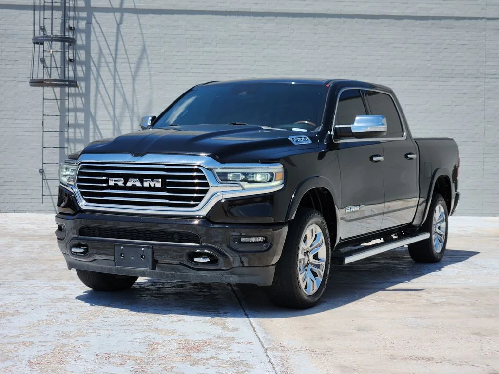 Used 2022 Diamond Black Crystal Pearlcoat Ram Longhorn image 4