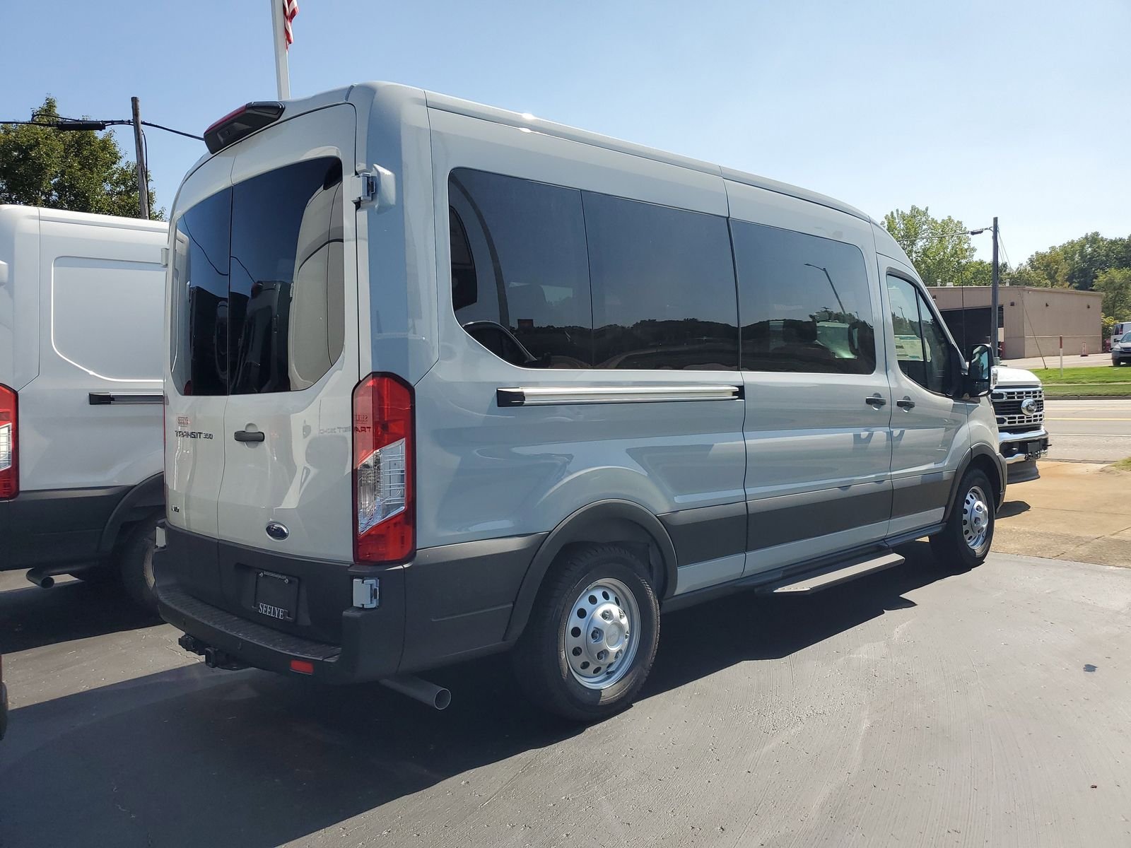 2025 Ford Transit Passenger Van XL - Photo 23