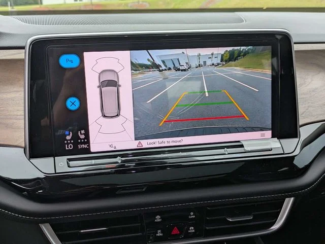 2026 Volkswagen Atlas SE w/Tech - Photo 23