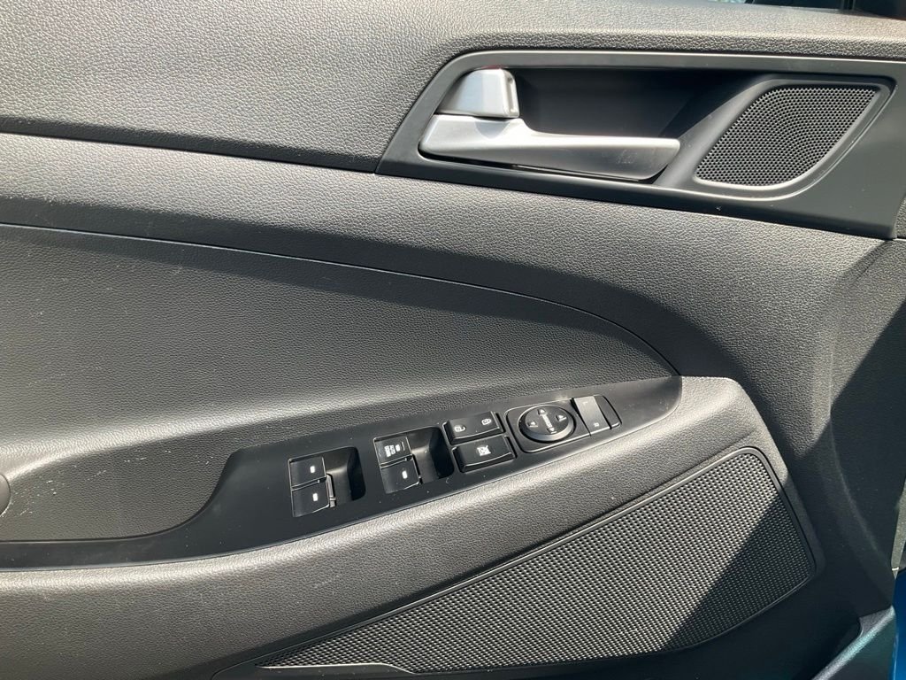 Certified Used 2021 Aqua Blue Hyundai SE image 16