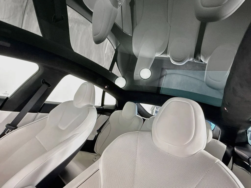 Used 2023 White Tesla Plaid image 22