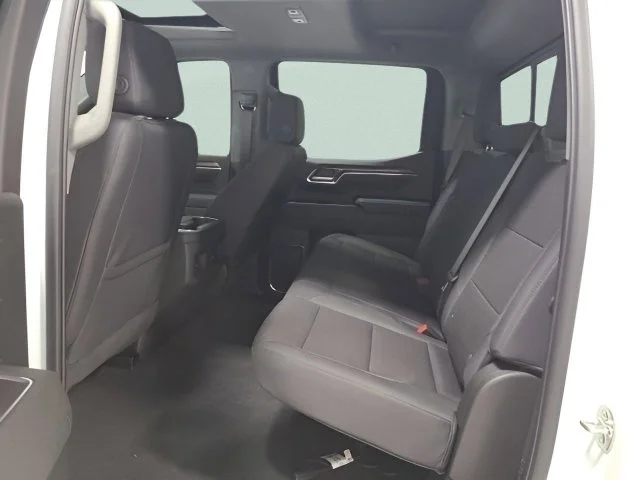 Used 2026 Summit White Chevrolet LT Trail Boss image 18