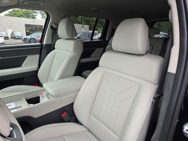 New 2026 Phantom Black Hyundai SEL image 21