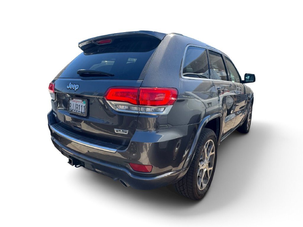 Used 2018 Gray Jeep Limited image 3