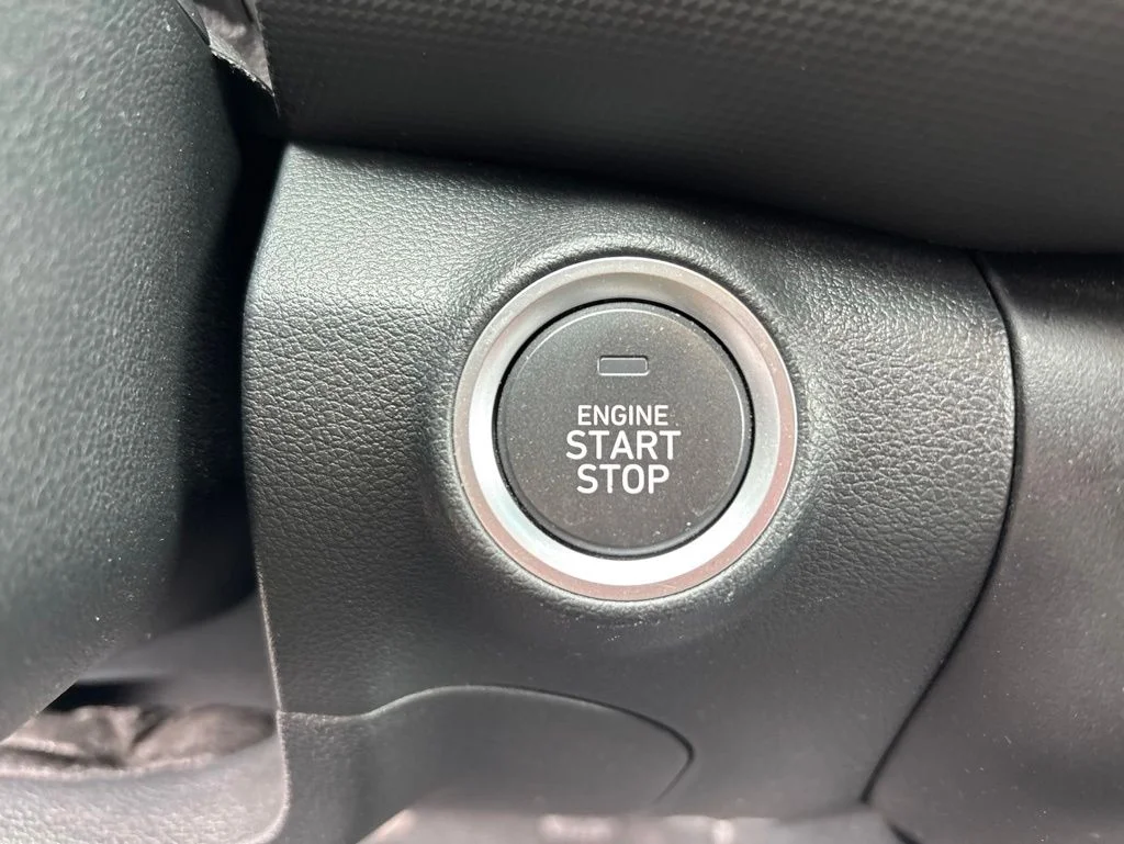 Used 2023 Silver Hyundai SEL image 38