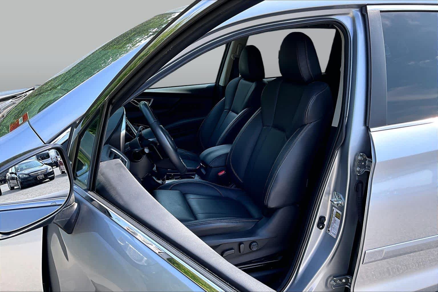 Certified Used 2024 Ice Silver Metallic Subaru Limited image 9