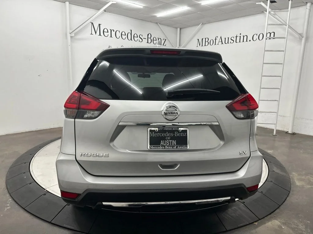 Used 2018 Silver Nissan SV image 6