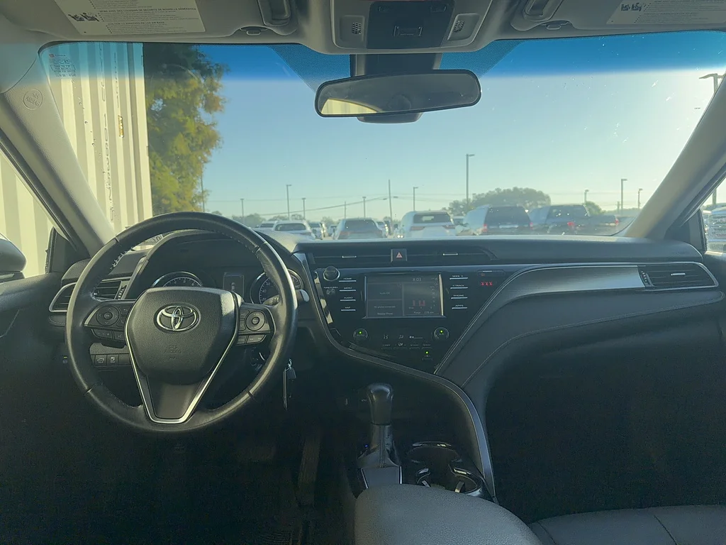 Used 2019 Super White Toyota SE image 3