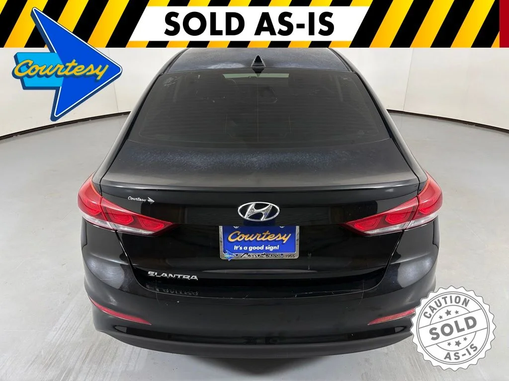 Used 2018 Black Hyundai SEL image 7