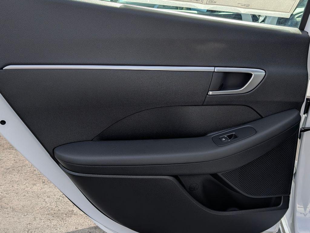 2026 Hyundai Sonata SE - Photo 14