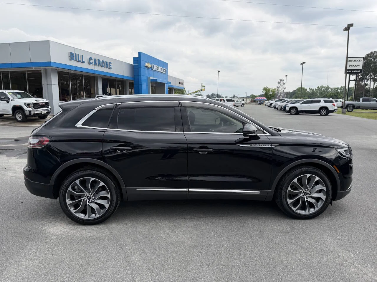 Used 2022 Black Lincoln Reserve AWD 4dr SUV image 22