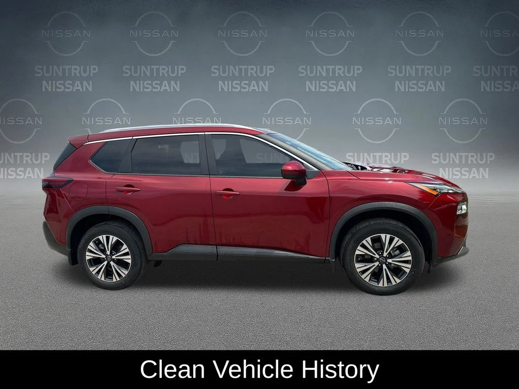 Used 2023 Red Nissan SV image 4