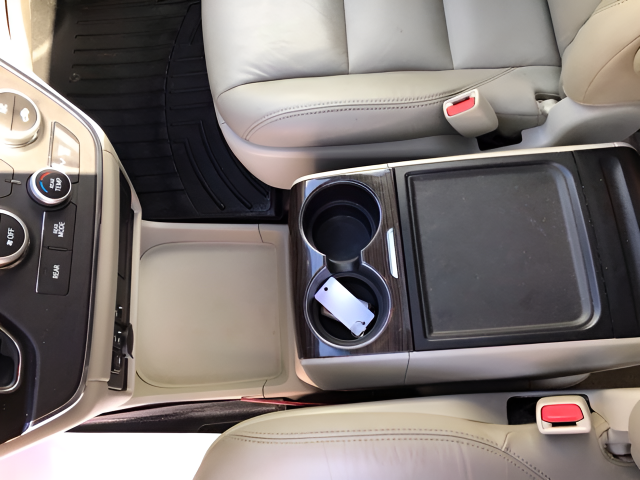Used 2017 Red Toyota XLE image 17