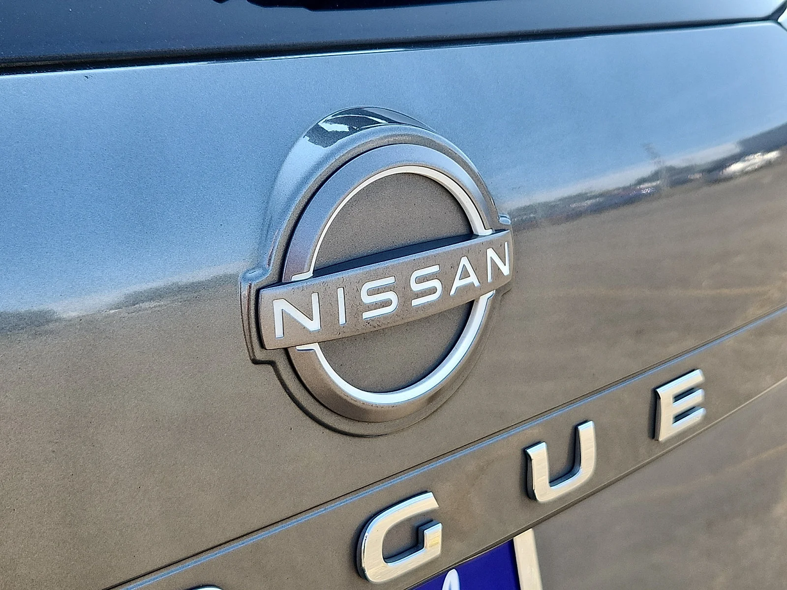 Used 2022 Gun Metallic Nissan S image 30