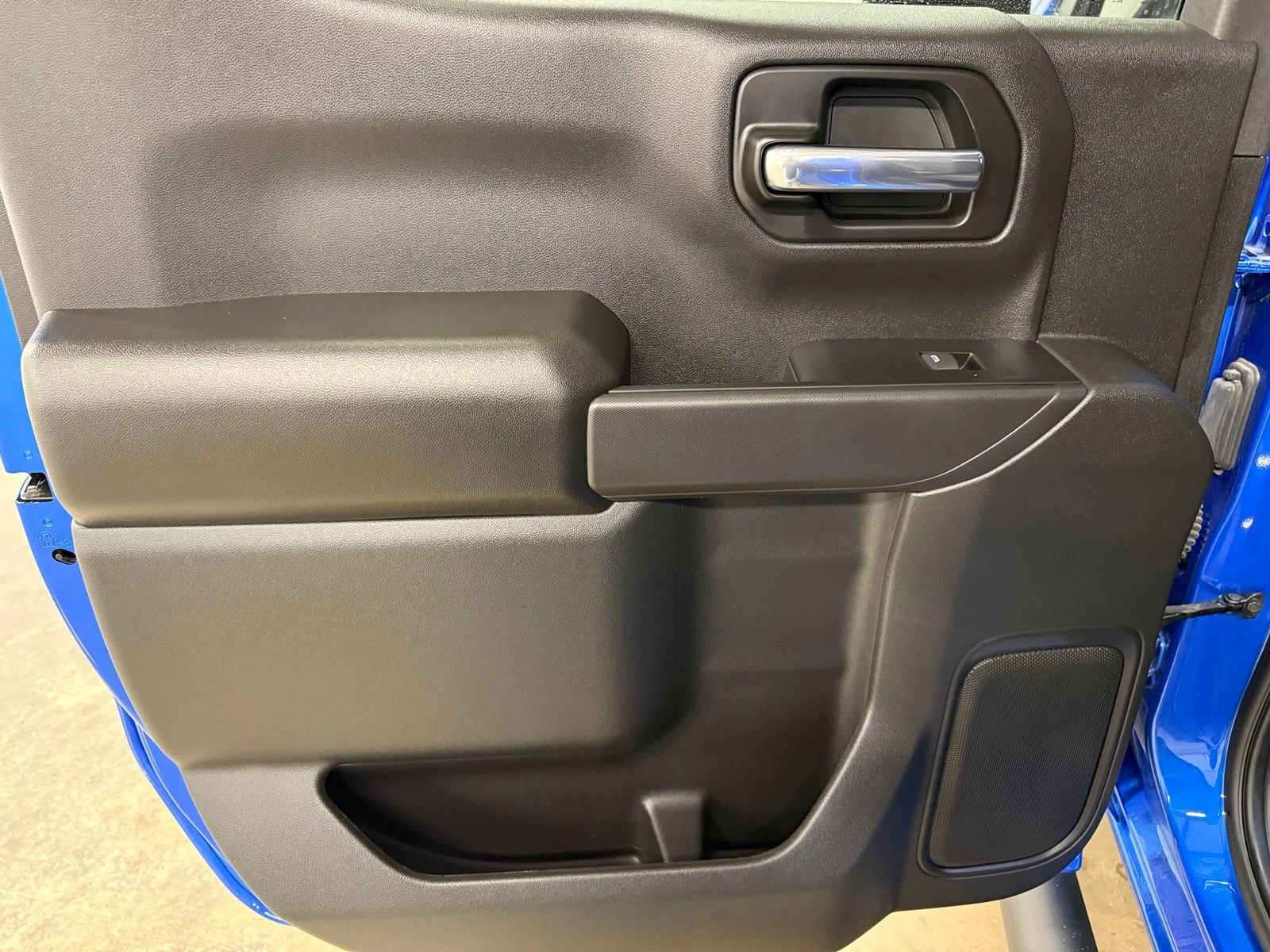 Used 2026 Blue Chevrolet Custom image 20