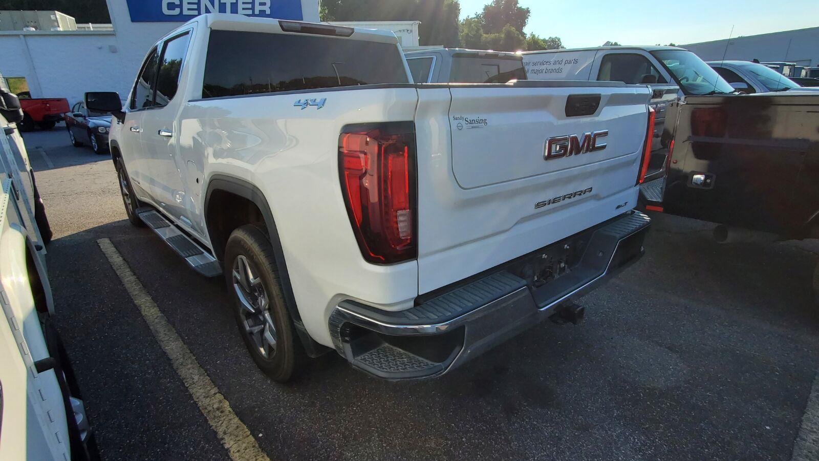 Used 2022 Summit White GMC SLT image 8