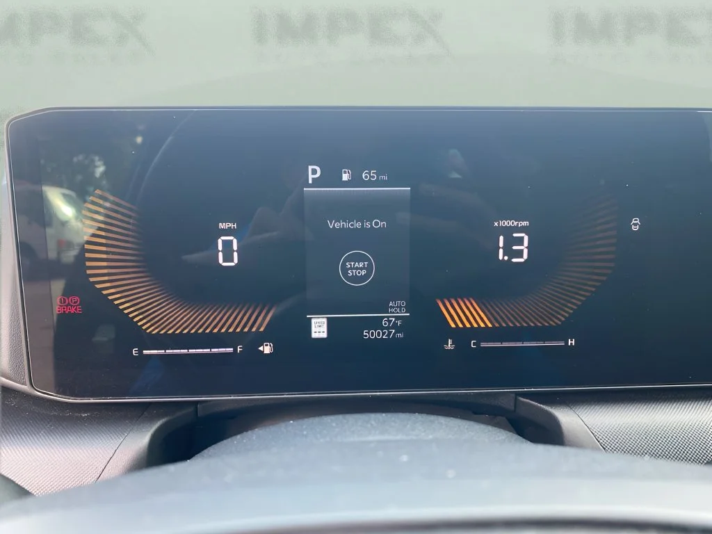 Used 2025 Gray Kia LXS image 13