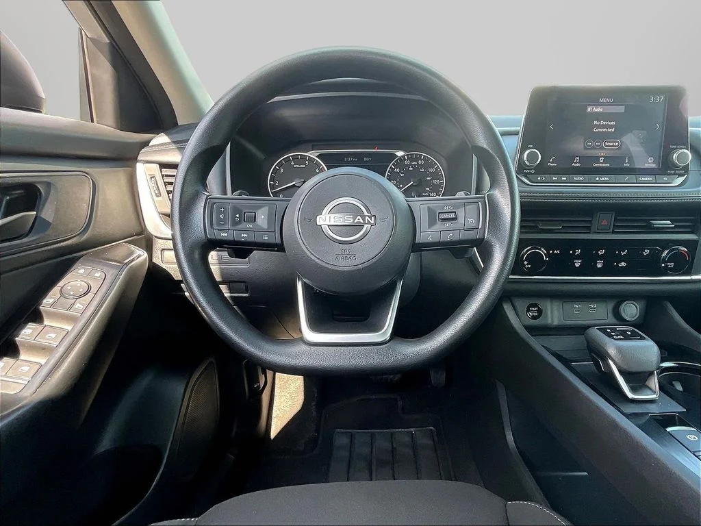Used 2024 Silver Nissan S image 10