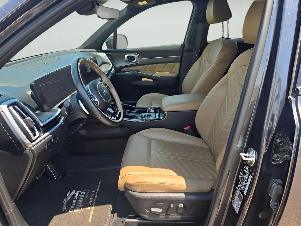 Used 2024 Gravity Grey Kia X-Pro SX Prestige image 9
