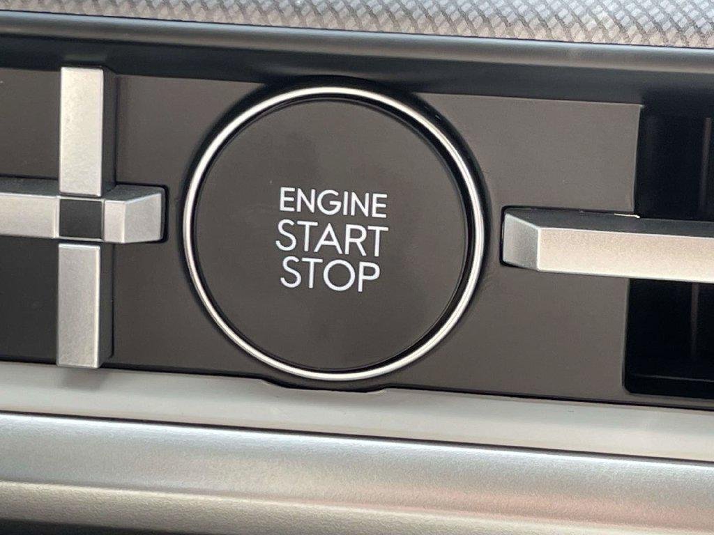 New 2027 Gray Hyundai SEL AWD image 27