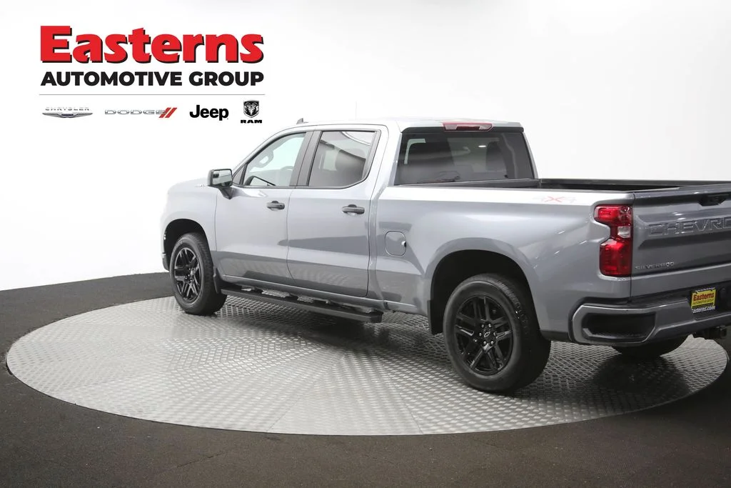 Used 2024 Gray Chevrolet Custom image 65