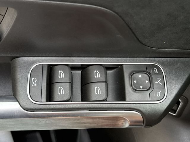2025 Mercedes-Benz GLB Base - Photo 21