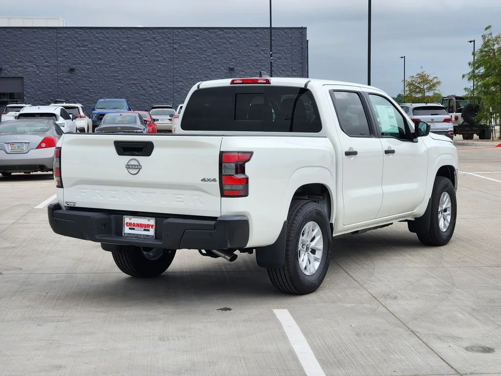 New 2026 Glacier White Nissan Crew Cab S image 5