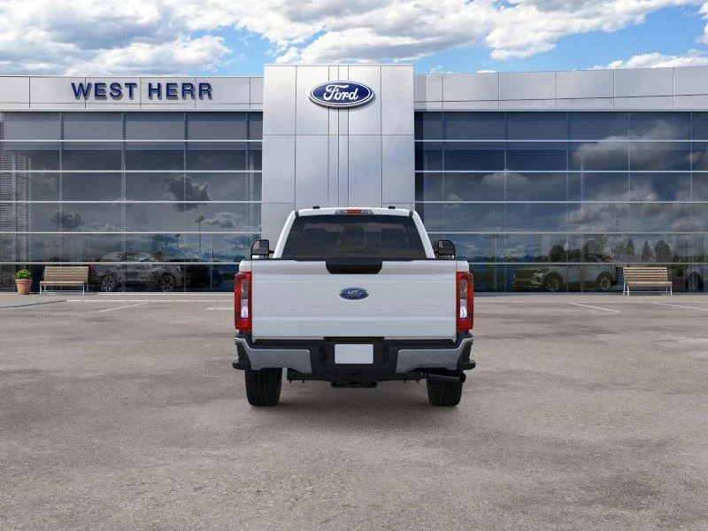 2025 Ford F-350 Super Duty XLT - Photo 6