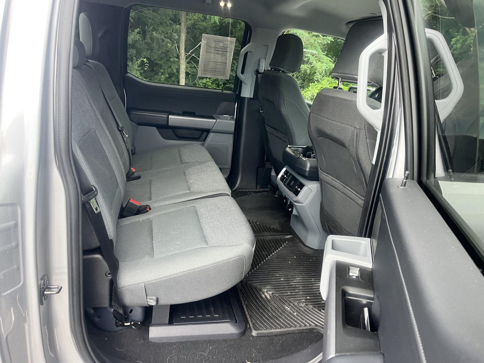 Used 2024 Iconic Silver Ford XLT image 13