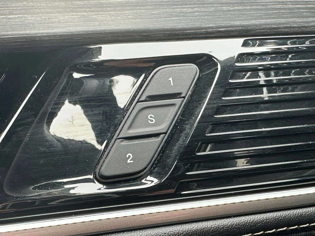 2023 Jeep Wagoneer L Series III - Photo 33