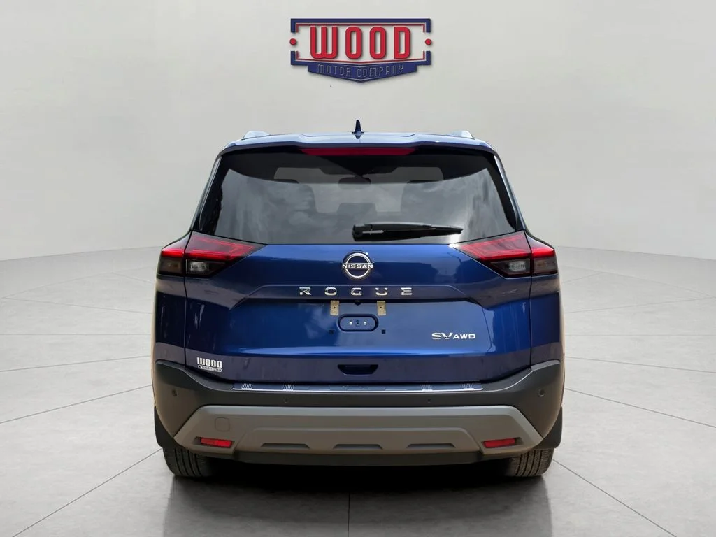 Used 2023 Caspian Blue Metallic Nissan SV image 3