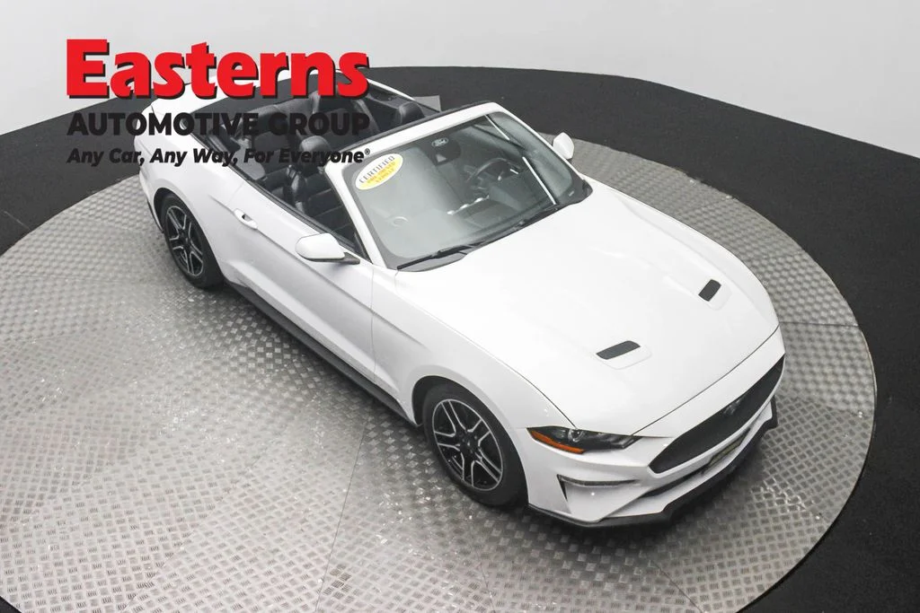 Used 2022 White Ford EcoBoost Premium image 3